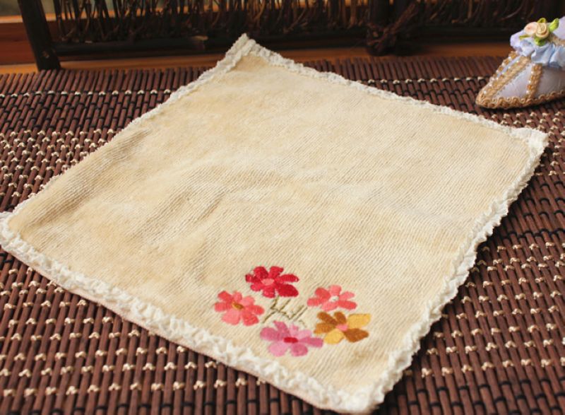 Embroidered children towels